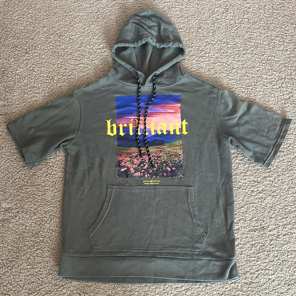 No Boundaries Olive Green Graphic Short Sleeve Hoodie “Brilliant” Pullover Sz M
